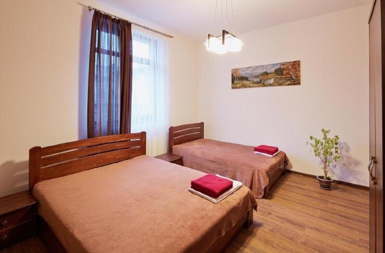 Apartment On Lychakivska Львов Экстерьер фото